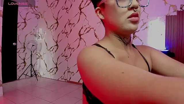 Rebeka-baker online show from October 10, 2025, 11:44 am