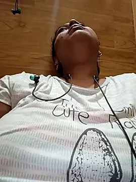 Snapshot of Cute_Amiya chatting on September 15, 2025, 8:26 am Cute Amiya online show from September 15, 2025, 8:26 am