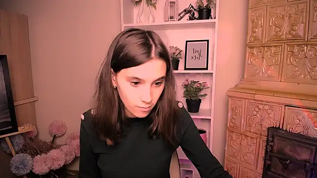 Snapshot of RosaRay_ chatting on June 12, 2026, 6:11 am RosaRay online show from June 12, 2026, 6:11 am