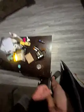 Justme 8519 online show from April 10, 2026, 9:05 am