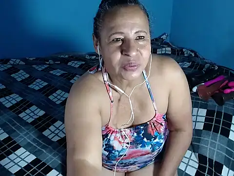 Snapshot of darlingduchessmatur chatting on October 28, 2025, 1:17 am darlingduchessmatur online show from October 28, 2025, 1:17 am