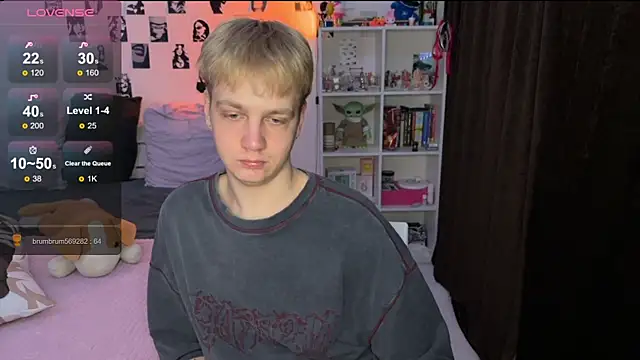 Snapshot of olivertasty chatting on November 19, 2025, 12:43 am olivertasty online show from November 19, 2025, 12:43 am