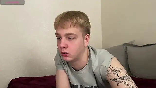 Snapshot of olivertasty chatting on November 2, 2025, 1:16 pm olivertasty online show from November 2, 2025, 1:16 pm