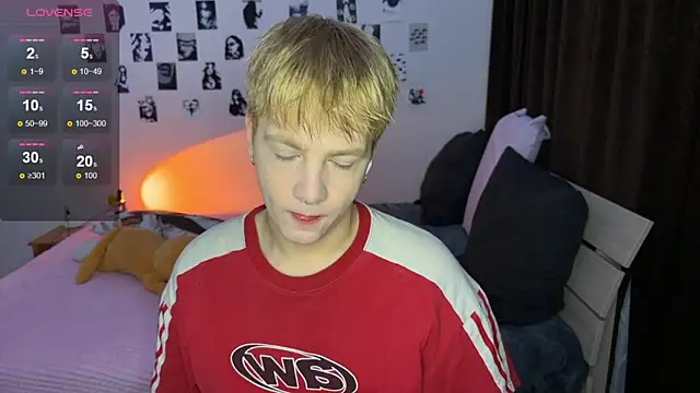 Snapshot of olivertasty chatting on October 21, 2025, 2:27 pm olivertasty online show from October 21, 2025, 2:27 pm