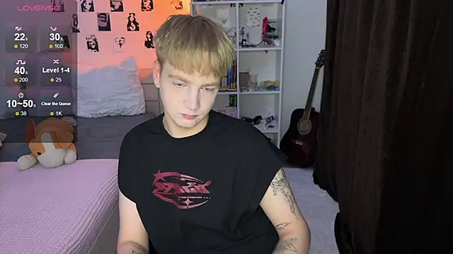 Snapshot of olivertasty chatting on October 7, 2025, 4:41 pm olivertasty online show from October 7, 2025, 4:41 pm