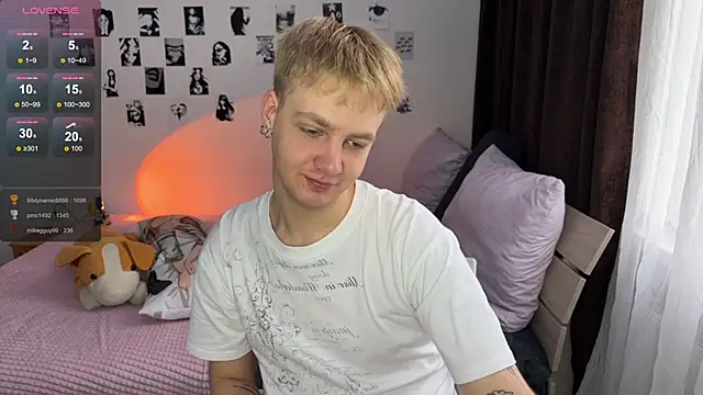 Snapshot of olivertasty chatting on October 29, 2025, 6:34 am olivertasty online show from October 29, 2025, 6:34 am