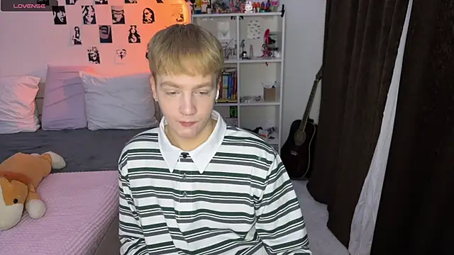 Snapshot of olivertasty chatting on October 9, 2025, 6:08 pm olivertasty online show from October 9, 2025, 6:08 pm