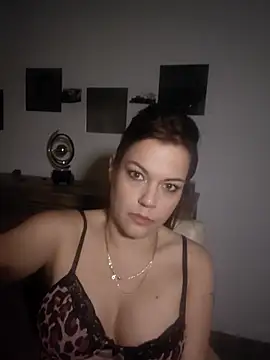 Foxy-Milfy online show from September 29, 2025, 10:37 pm