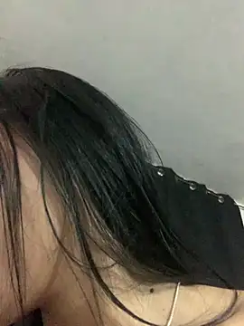 ElaRose 12 online show from February 7, 2026, 8:28 pm