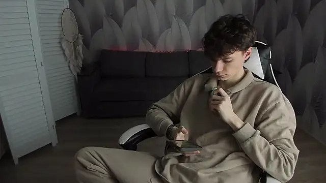 Edvard Blare online show from November 8, 2025, 8:45 pm