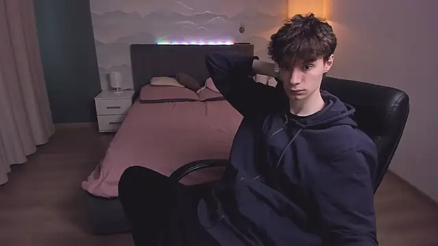 Edvard Blare online show from November 19, 2025, 11:21 am