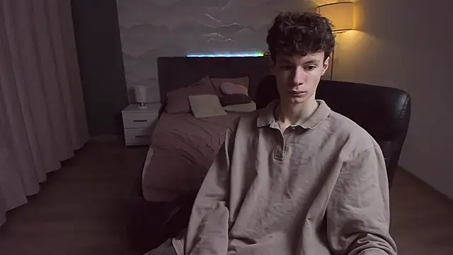 Edvard Blare online show from October 26, 2025, 5:02 pm