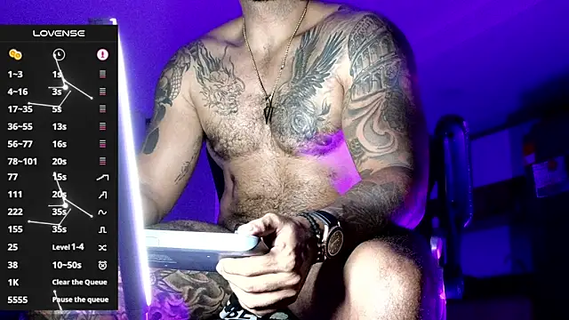 Snapshot of Max-prada chatting on February 15, 2026, 7:51 am Max-prada online show from February 15, 2026, 7:51 am