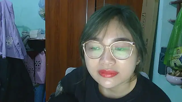 Uhem112 online show from January 15, 2026, 1:09 am