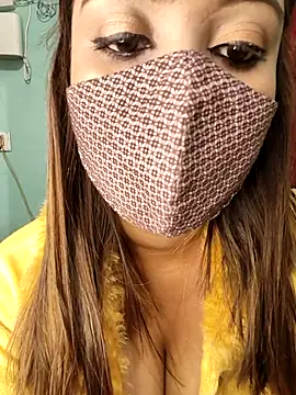 Miss Mayaa  online show from January 13, 2026, 6:23 pm