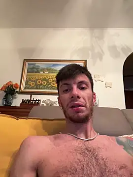 Lucamilano1991 online show from November 1, 2025, 4:34 pm