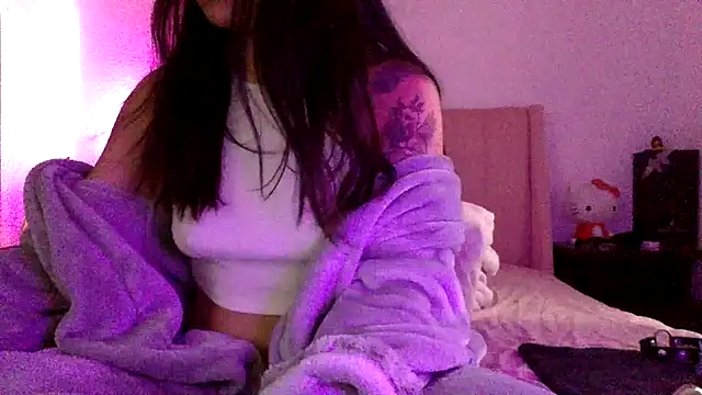 Akanett cxtt online show from November 16, 2025, 7:07 pm