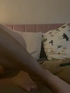 Snapshot of Skater1287 chatting on October 1, 2025, 3:33 am Skater1287 online show from October 1, 2025, 3:33 am