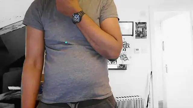 mista sista fista online show from February 17, 2026, 2:31 am