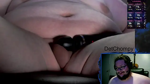 Snapshot of DetChompy chatting on May 18, 2026, 9:14 am DetChompy online show from May 18, 2026, 9:14 am