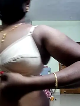 papukurty online show from October 31, 2025, 5:04 am