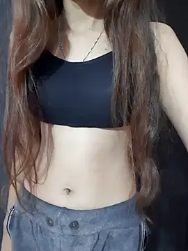 Mahira568 online show from November 18, 2025, 5:27 pm