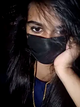 Snapshot of umairahaasan_1 chatting on October 31, 2025, 10:12 am umairahaasan 1 online show from October 31, 2025, 10:12 am