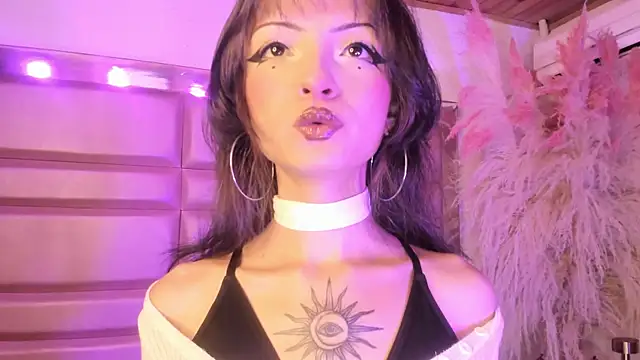 MaddieStark online show from August 3, 2026, 1:06 pm