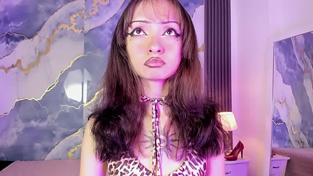 MaddieStark online show from June 25, 2026, 1:05 pm