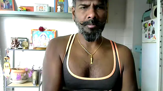 Snapshot of frenchblackc31 chatting on February 1, 2026, 12:14 pm frenchblackc31 online show from February 1, 2026, 12:14 pm