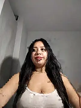 Snapshot of Damii_001 chatting on October 18, 2025, 2:57 am Damii 001 online show from October 18, 2025, 2:57 am