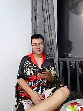 defgghj online show from September 30, 2025, 3:40 pm