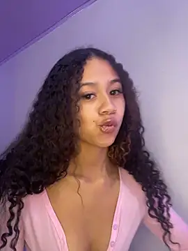 Snapshot of jadee8 chatting on September 18, 2025, 8:12 pm jadee8 online show from September 18, 2025, 8:12 pm