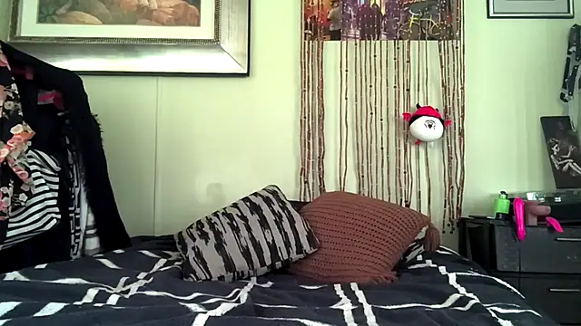 Keikomiller online show from October 16, 2025, 9:12 pm