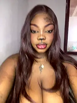 Snapshot of MiiaaCollinss chatting on October 28, 2025, 3:11 pm MiiaaCollinss online show from October 28, 2025, 3:11 pm