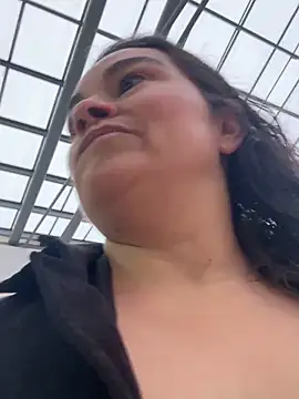 StefiAlizon70 online show from March 9, 2026, 9:29 pm