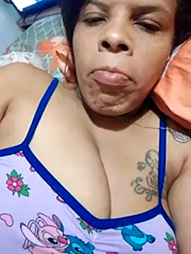 Snapshot of Esperanza_13 chatting on July 17, 2026, 2:31 am Esperanza 13 online show from July 17, 2026, 2:31 am
