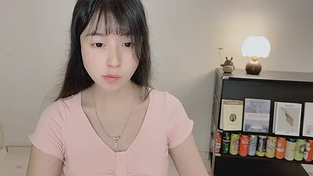 Onechestnut online show from May 27, 2026, 9:05 am