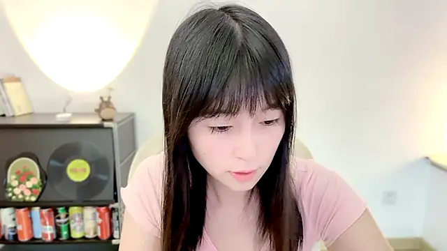 Onechestnut online show from July 13, 2026, 11:09 am