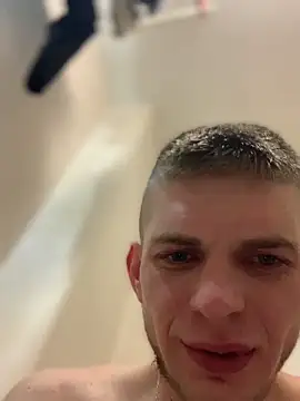 macho1347 online show from November 9, 2025, 3:27 pm