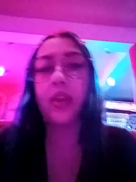 Snapshot of Dulcedeanis chatting on April 6, 2026, 2:40 am Dulcedeanis online show from April 6, 2026, 2:40 am
