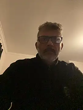 max219 online show from November 23, 2025, 7:35 pm