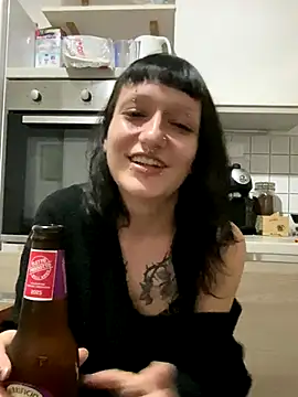 severingratty online show from September 23, 2025, 7:32 pm