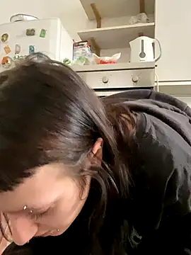 Snapshot of severingratty chatting on November 27, 2025, 9:43 am severingratty online show from November 27, 2025, 9:43 am