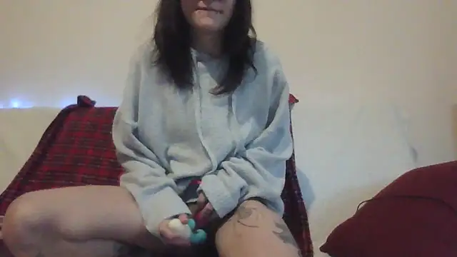 Snapshot of severingratty chatting on December 4, 2025, 11:31 am severingratty online show from December 4, 2025, 11:31 am