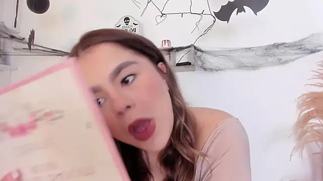 Samanta Monroe online show from October 23, 2025, 12:15 pm