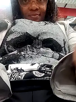 SexyMellon online show from October 4, 2025, 8:27 am