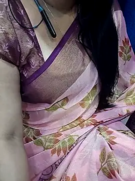 Anuforyou19 online show from November 6, 2025, 5:28 pm