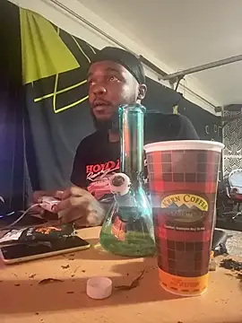 sneakdalink online show from March 23, 2026, 12:44 am