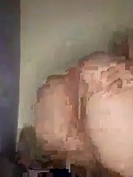 yaraa49 online show from October 13, 2025, 4:08 pm